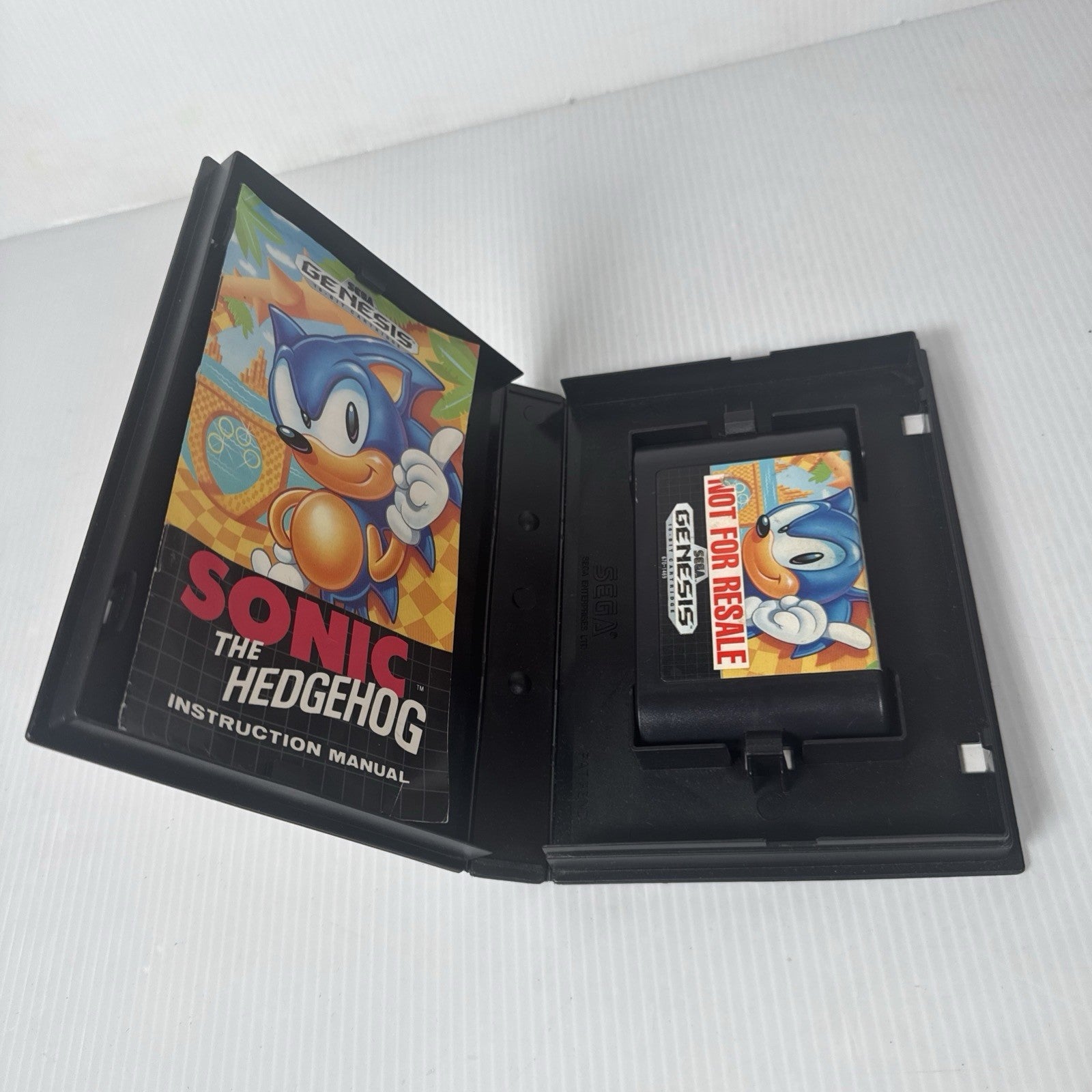 Sonic the Hedgehog (Sega Genesis, 1991) Game, Case, & Manual; Tested and Working
