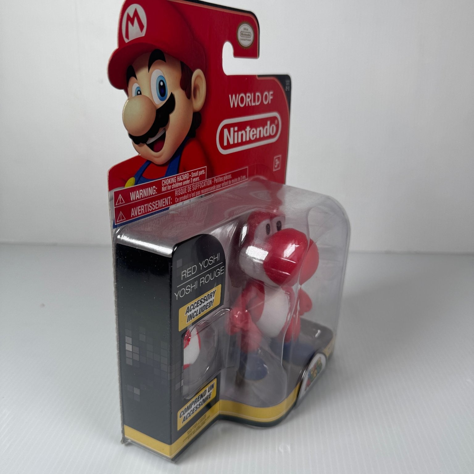 World of Nintendo Red Yoshi Super Mario 4.5 Inch Figure with Egg Series 2-1