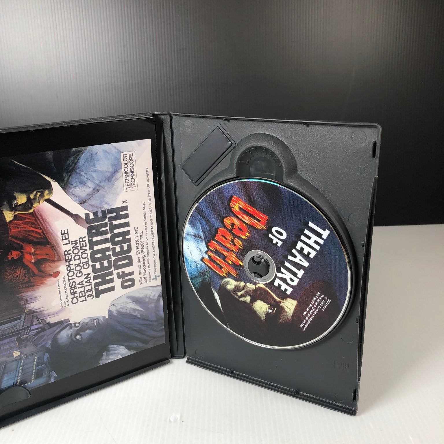 Theatre of Death DVD 1967 Christopher Lee Special Edition Features
