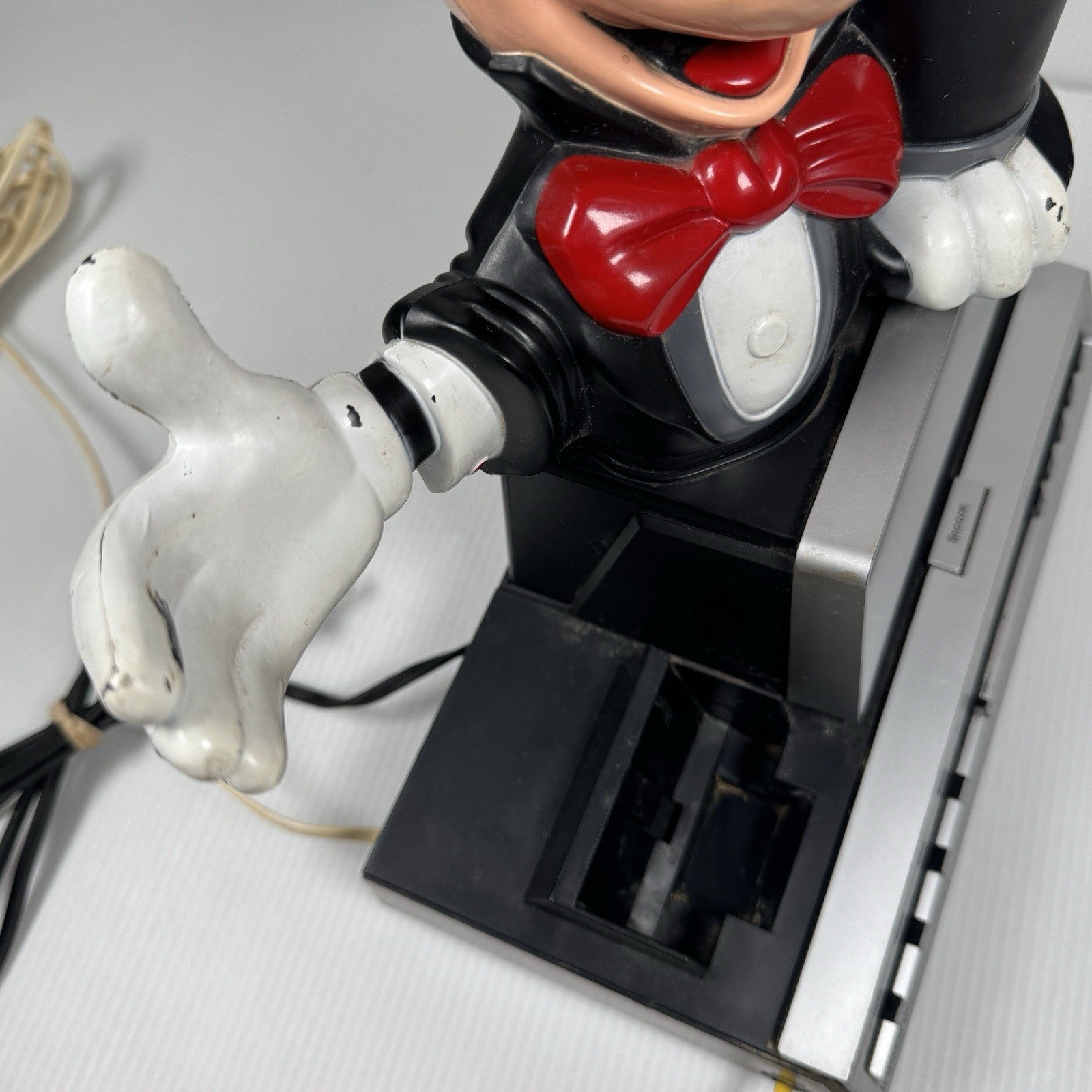 Unisonic Mickey Mouse Phone Radio Alarm Clock Model 6052 AS IS For Repair