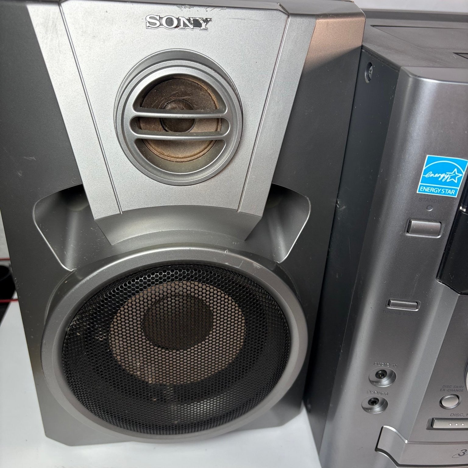 Sony MHC-EC70 Mini Hi-Fi Component System 3-Disc CD (Tape Player Not Working)