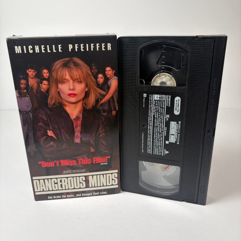 Dangerous Minds VHS Michelle Pfeiffer 1995 Hollywood Pictures Drama