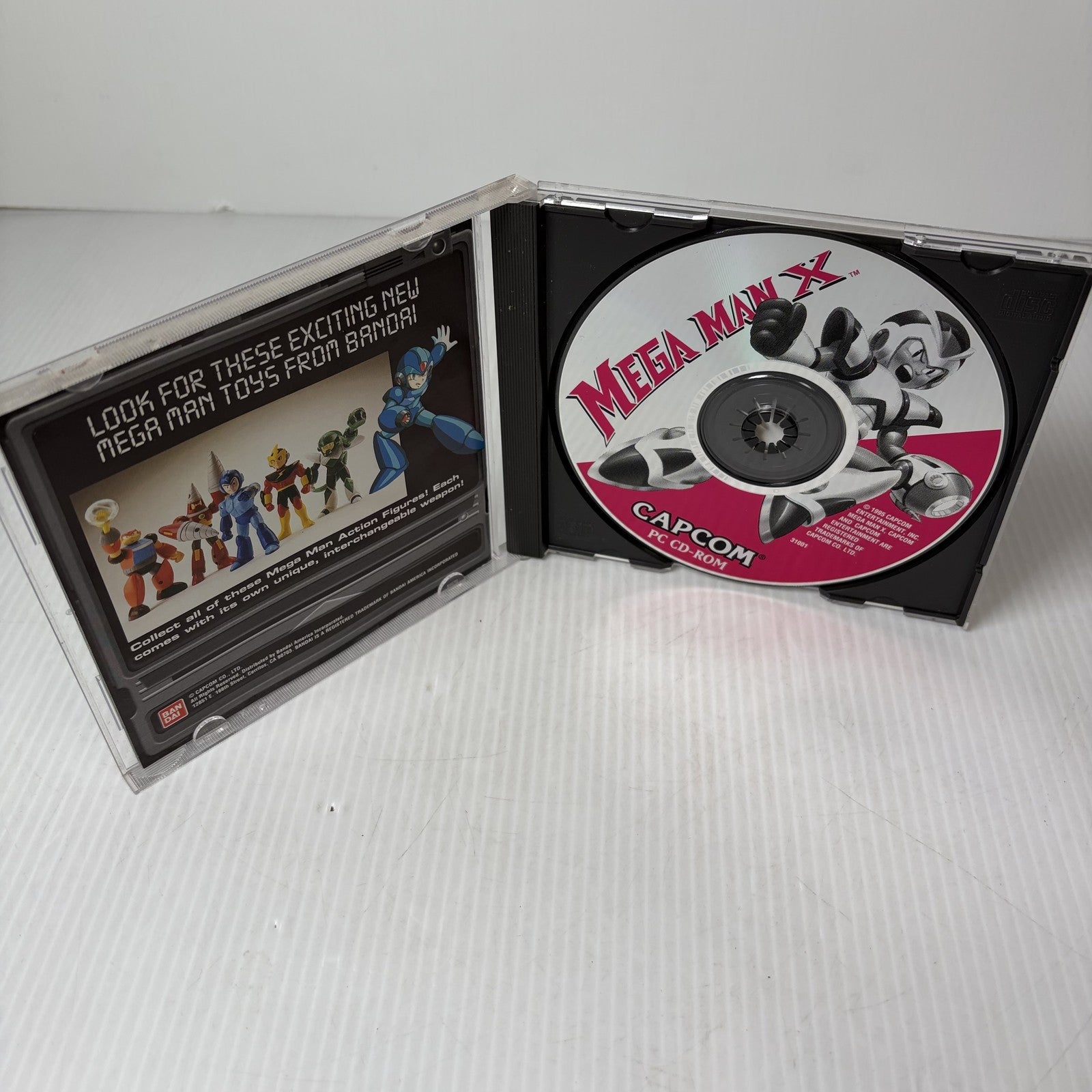 Mega Man X PC CD-ROM Vintage Capcom Action Platformer Game Complete