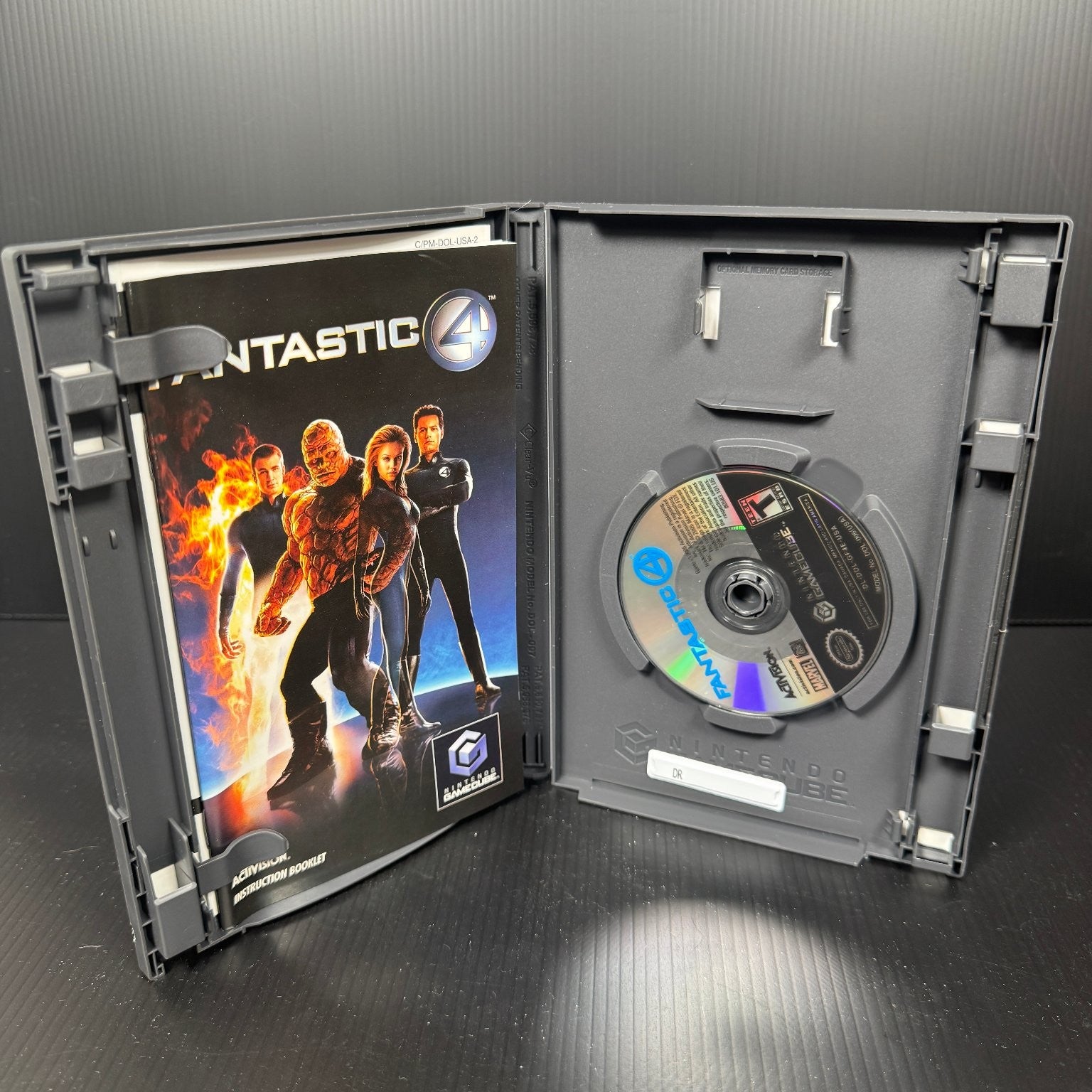 Fantastic 4 Nintendo GameCube Complete CIB Video Game Marvel Activision