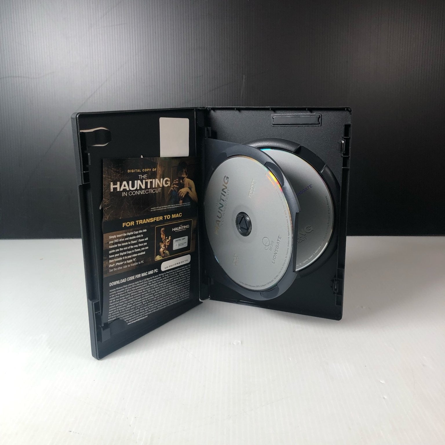 The Haunting in Connecticut DVD 2009 Unrated Cut Virginia Madsen Horror