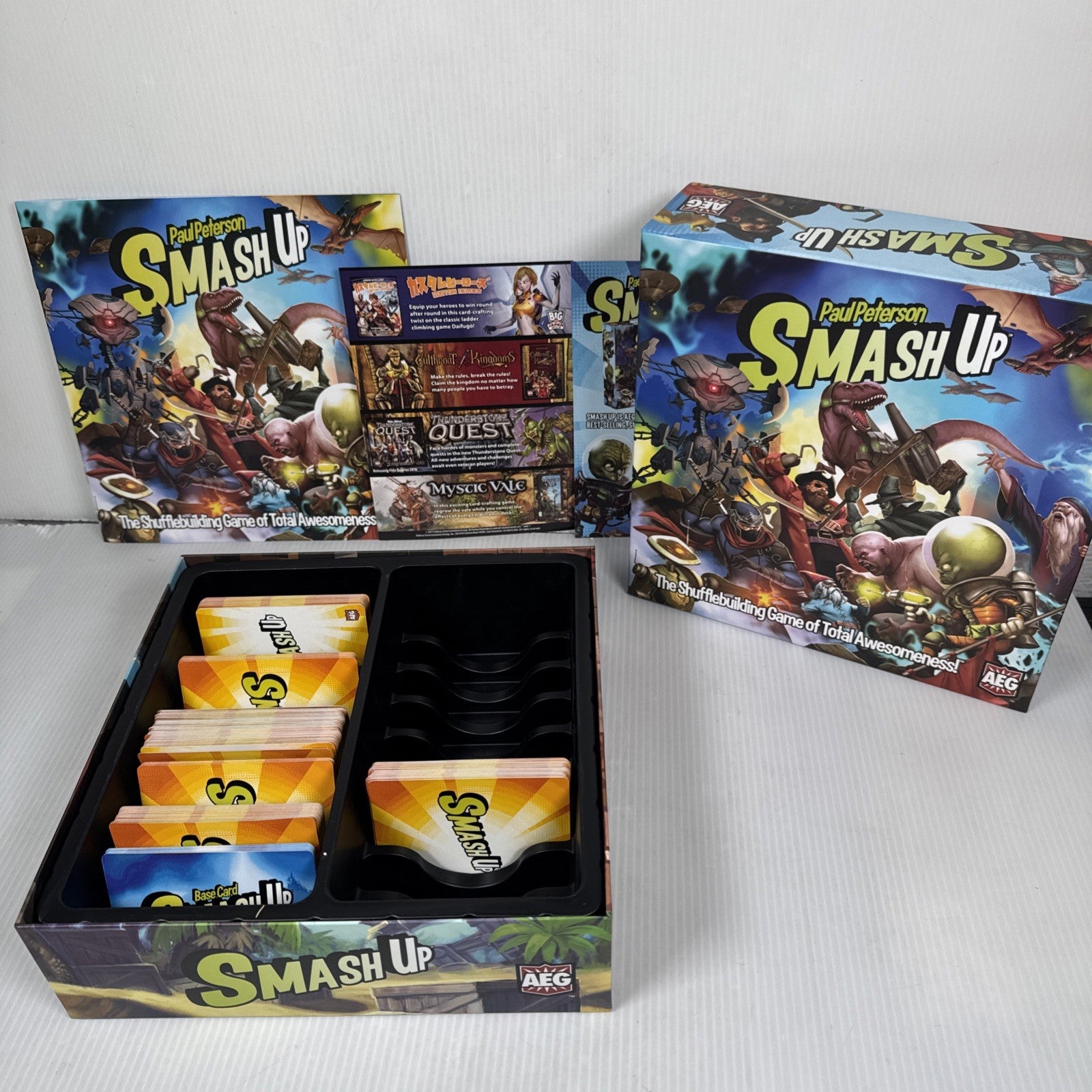 Smash Up Shufflebuilding Deck Building Card Game Alderac Entertainment Group