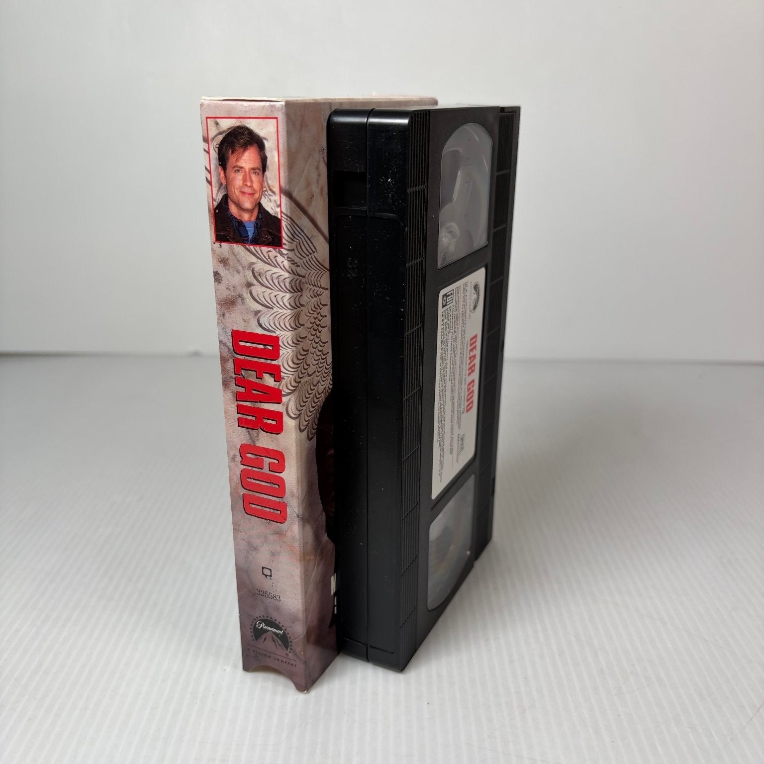 Dear God VHS 1997 Comedy Greg Kinnear Laurie Metcalf Paramount PG