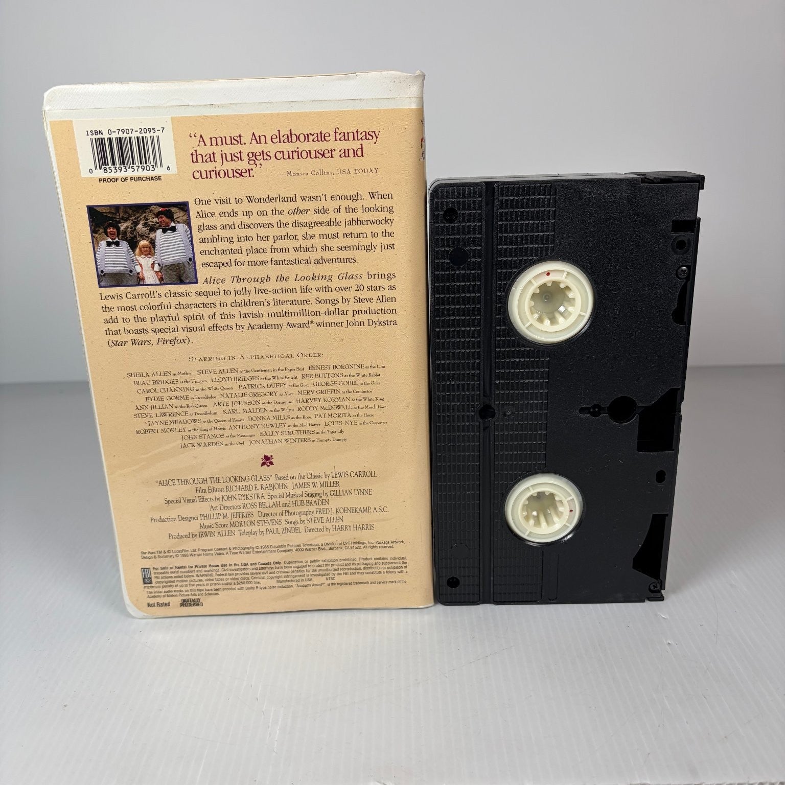 Alice Through the Looking Glass VHS 1985 Lewis Carroll Fantasy Family Clamshell