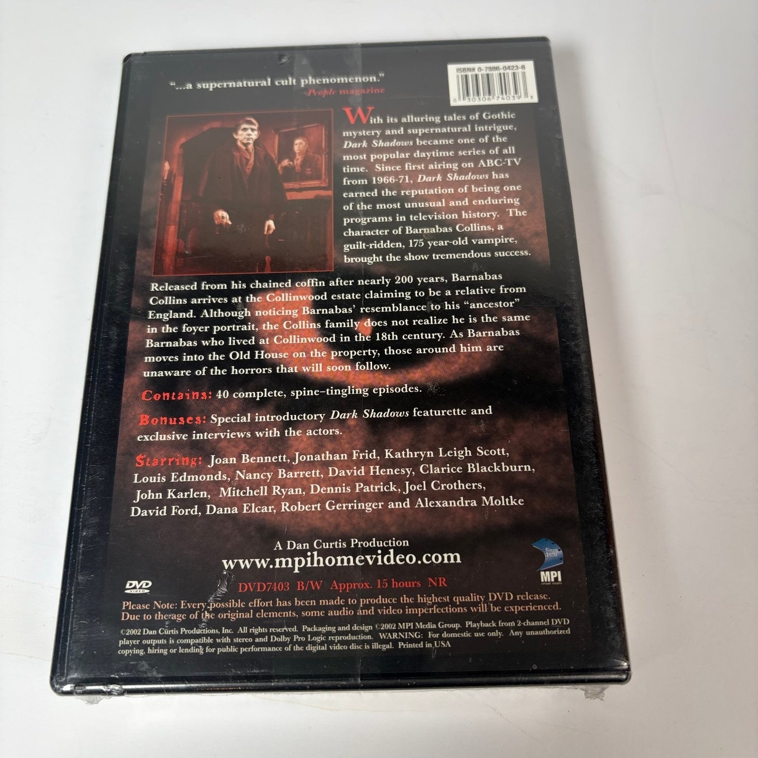 Dark Shadows DVD Collection 1 2002 Barnabas Collins Cult Classic 4-Disc Set