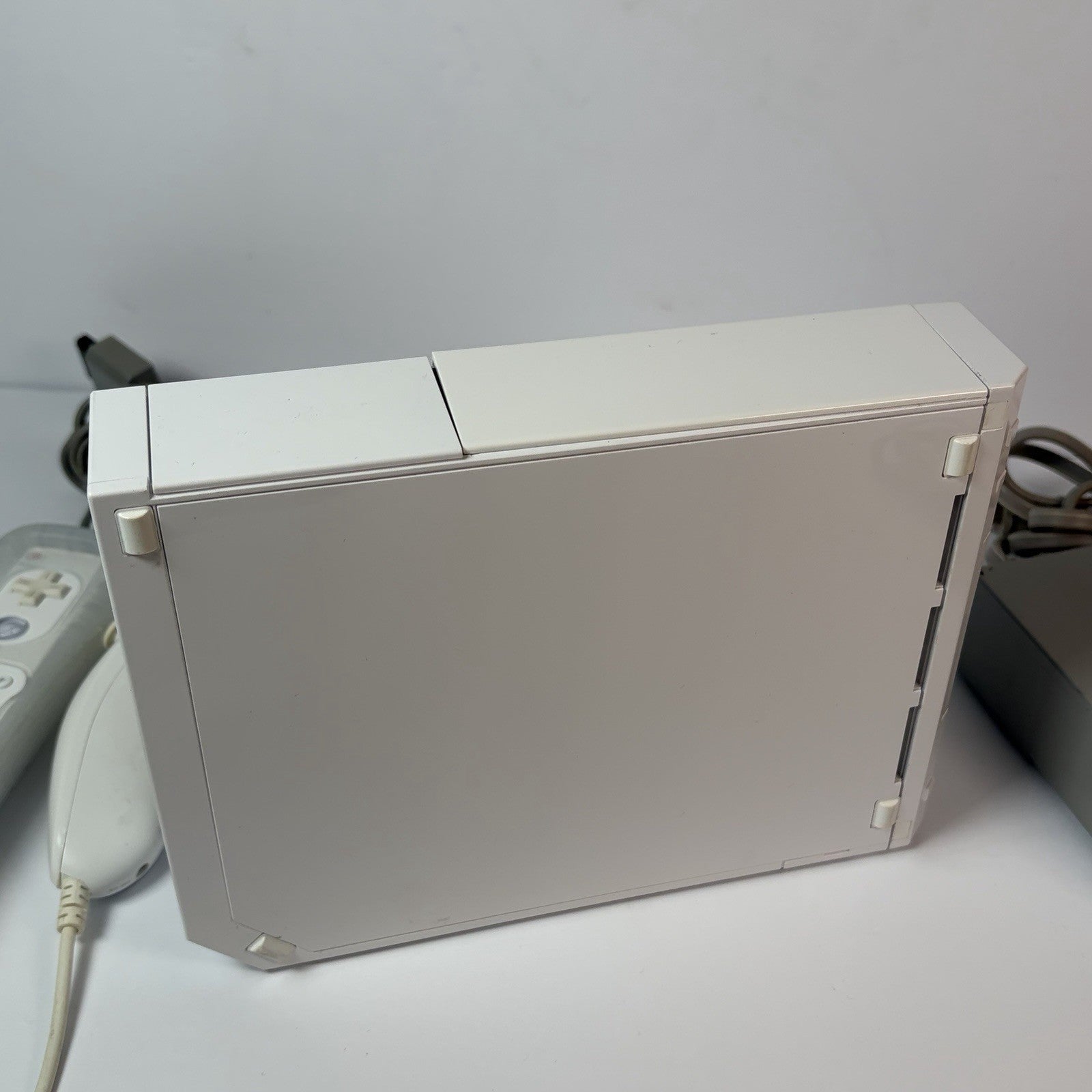 Nintendo Wii RVL-001 White Console w/ Motion Plus & Nunchuk Gamecube Compatible