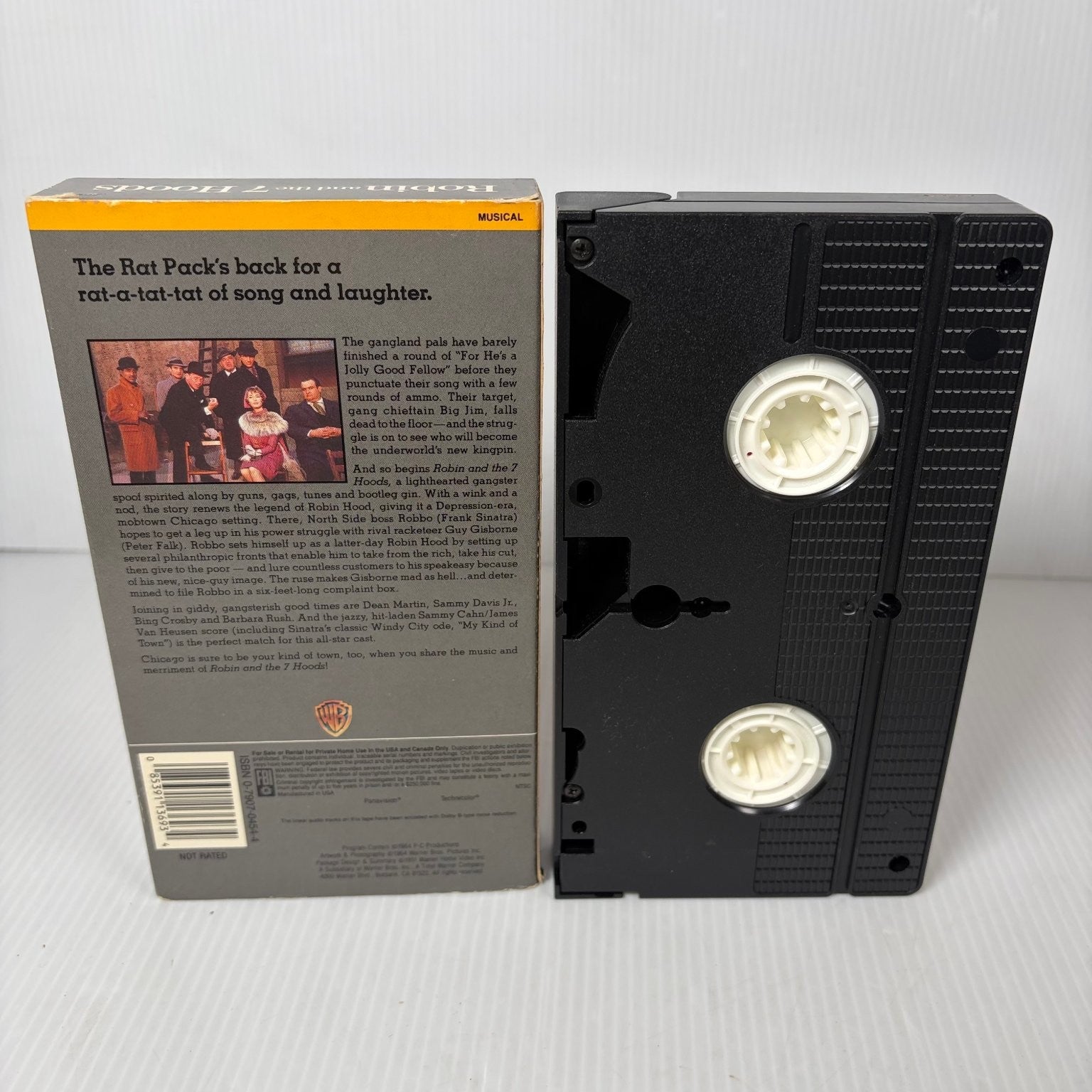 Robin and the 7 Hoods VHS 1964 Musical Frank Sinatra Dean Martin Warner Bros