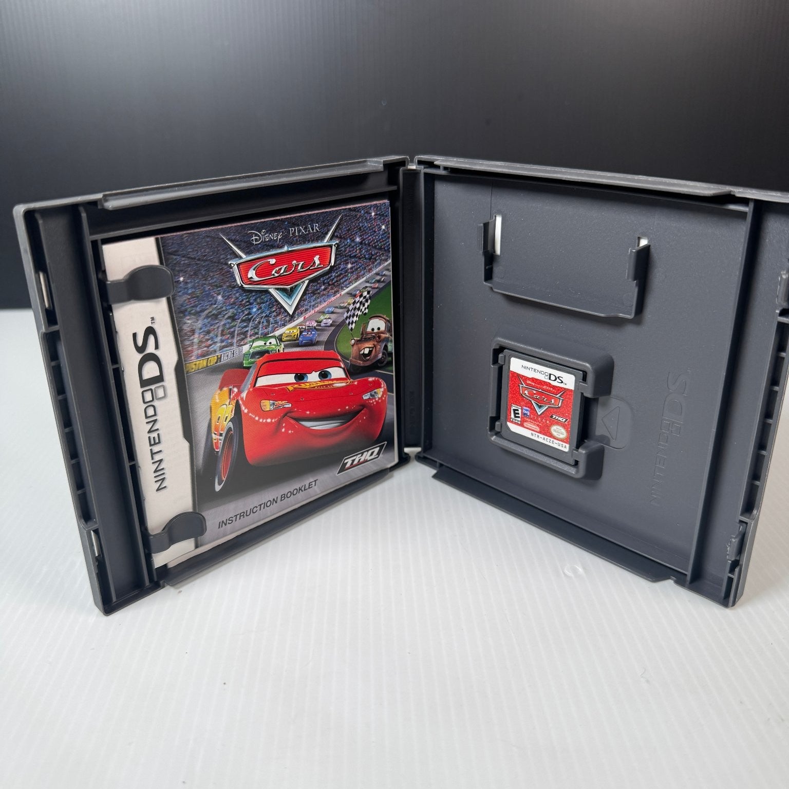 Cars Nintendo DS Video Game Multiplayer THQ Disney Pixar Complete CIB