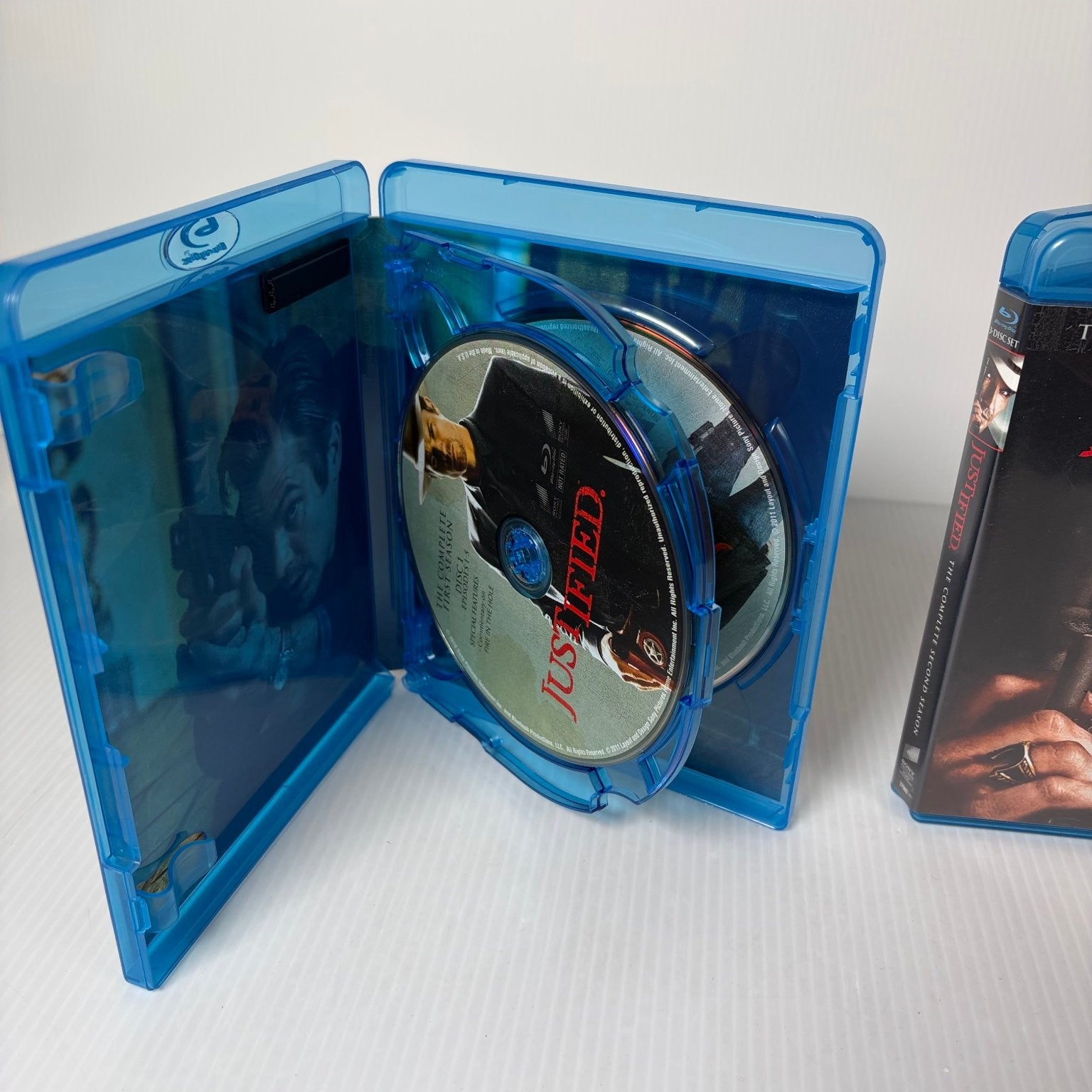 Justified: Season 1 & 2 Blu-ray Timothy Olyphant TV Series Set