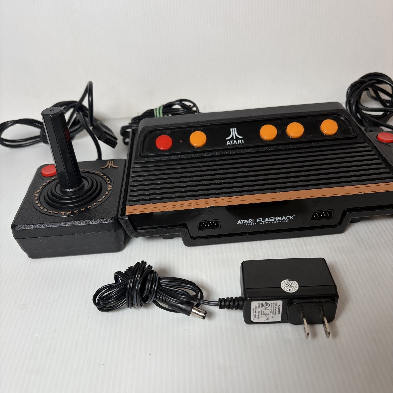 Atari Flashback 8 Classic Game Console System with 2 Joysticks Tested Working