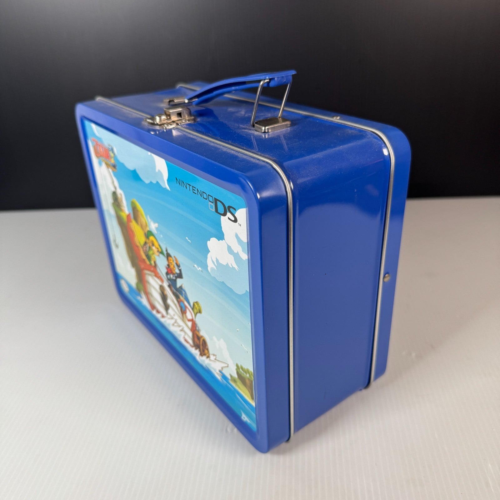 Nintendo DS ZELDA Phantom Hourglass Metal Lunch Box Carrying Case