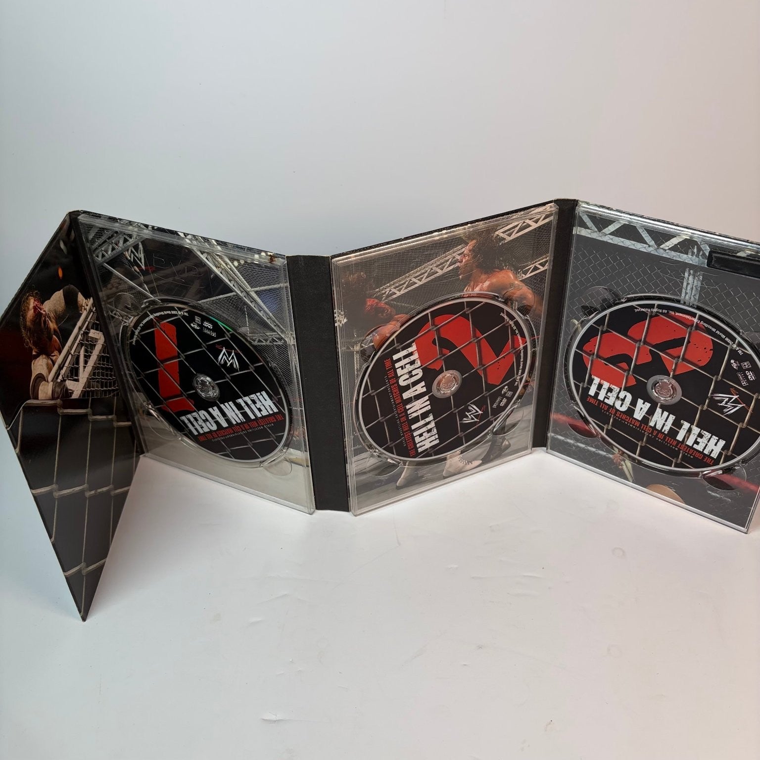 WWE Hell in a Cell DVD 2007 3-Disc Set Shawn Michaels Undertaker Triple H
