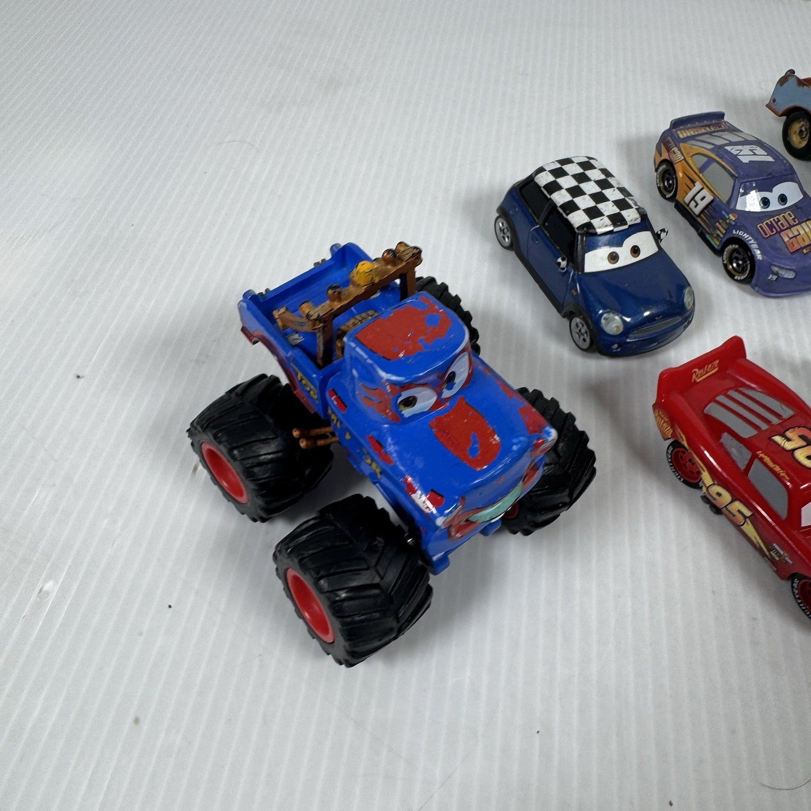 Lot Of Disney Pixar Cars Diecast & Plastic Toys Mater, Lightning McQueen & More