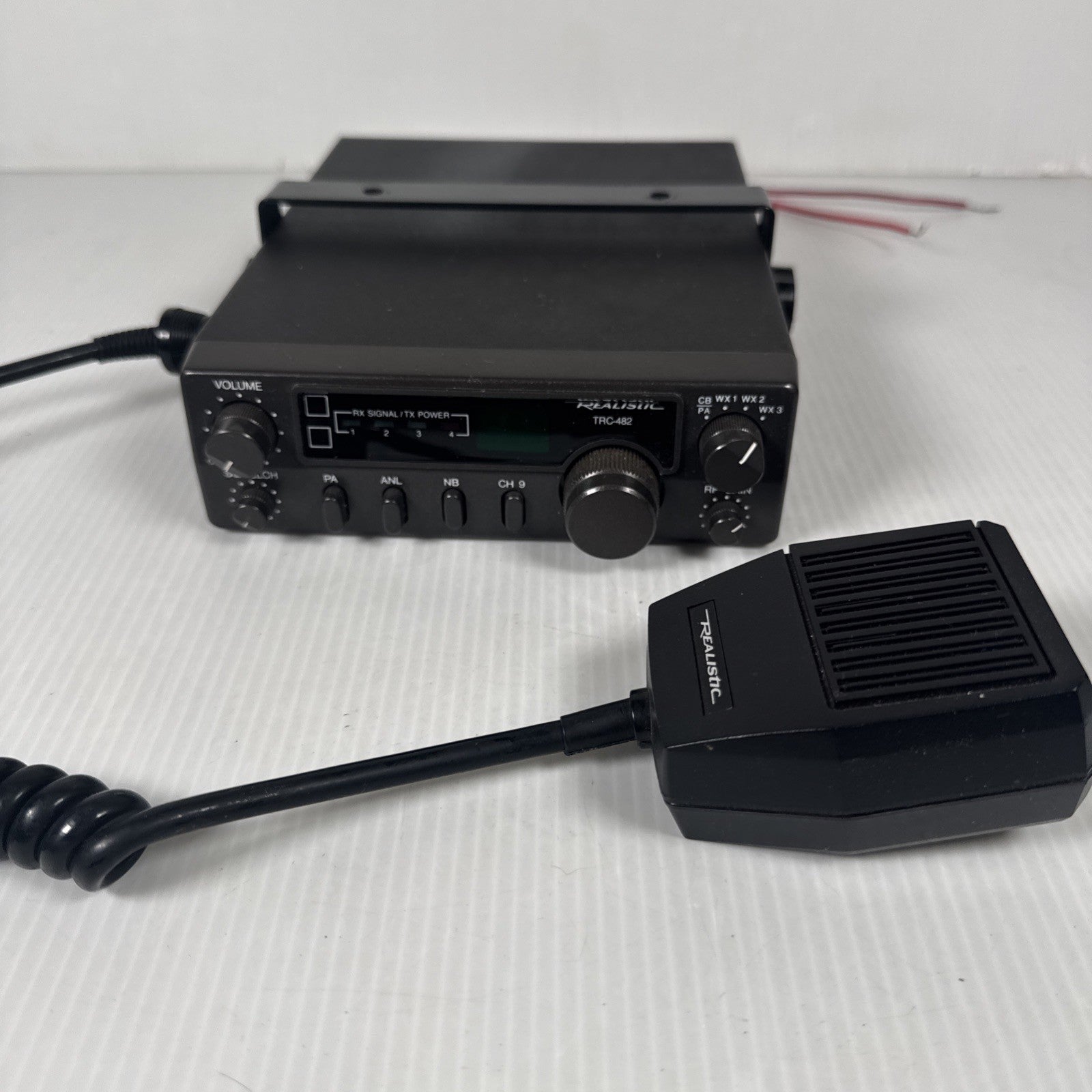 Realistic TRC-482 CB Radio – 40 Channel 2-Way