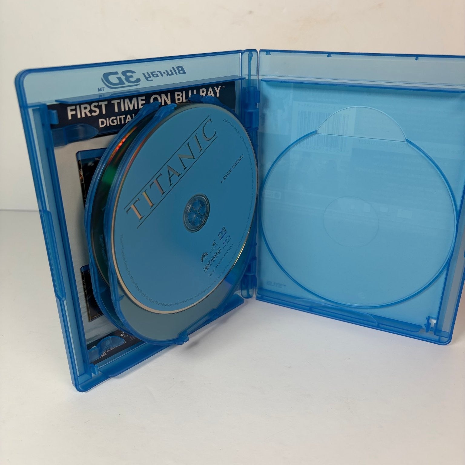 Titanic Blu-ray 3D (2012) Limited Edition DiCaprio Winslet Cameron 4-Disc Set