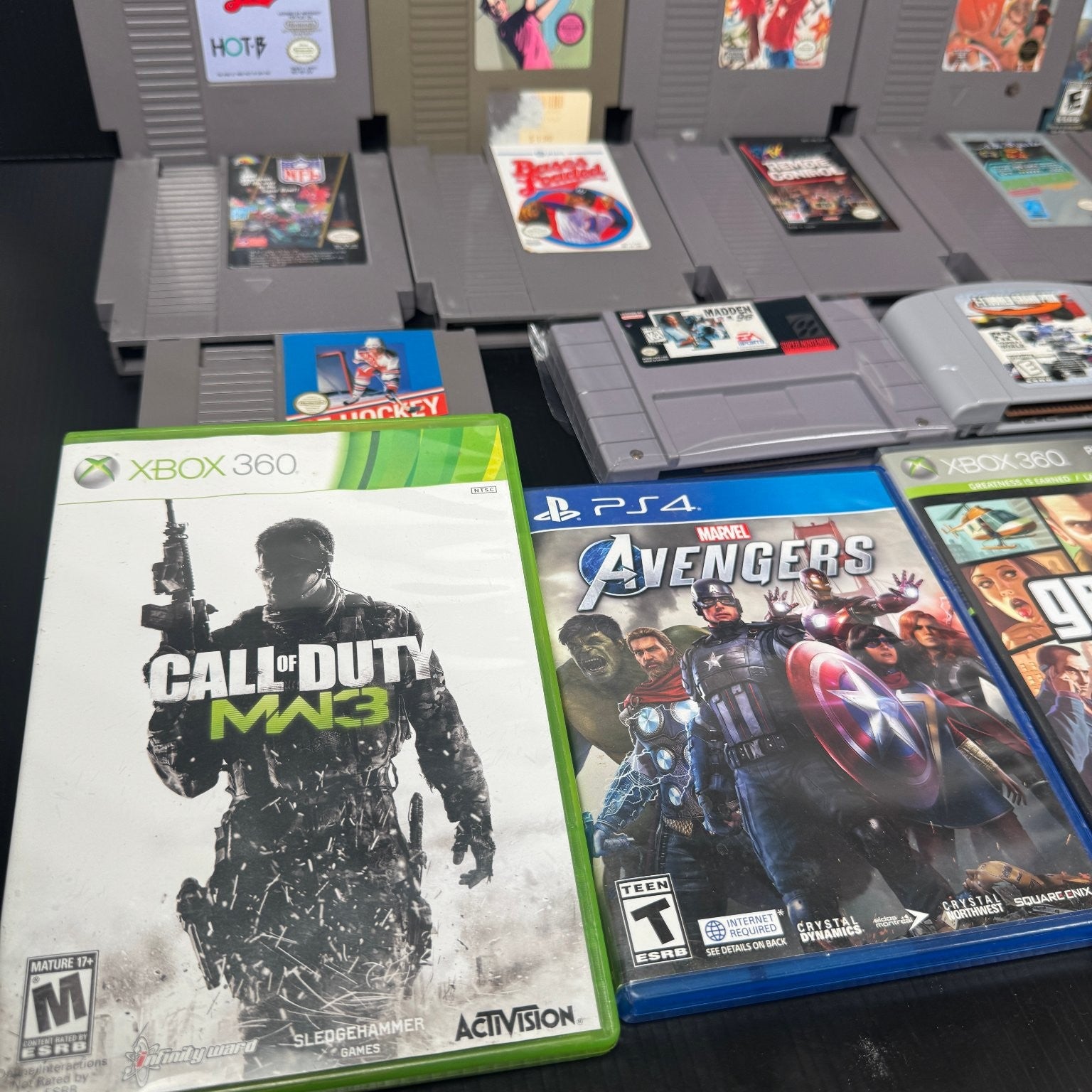 Mixed Lot of 19 Retro Games NES, PS4 & N64 GTA IV, Ice Hockey, Avengers & More