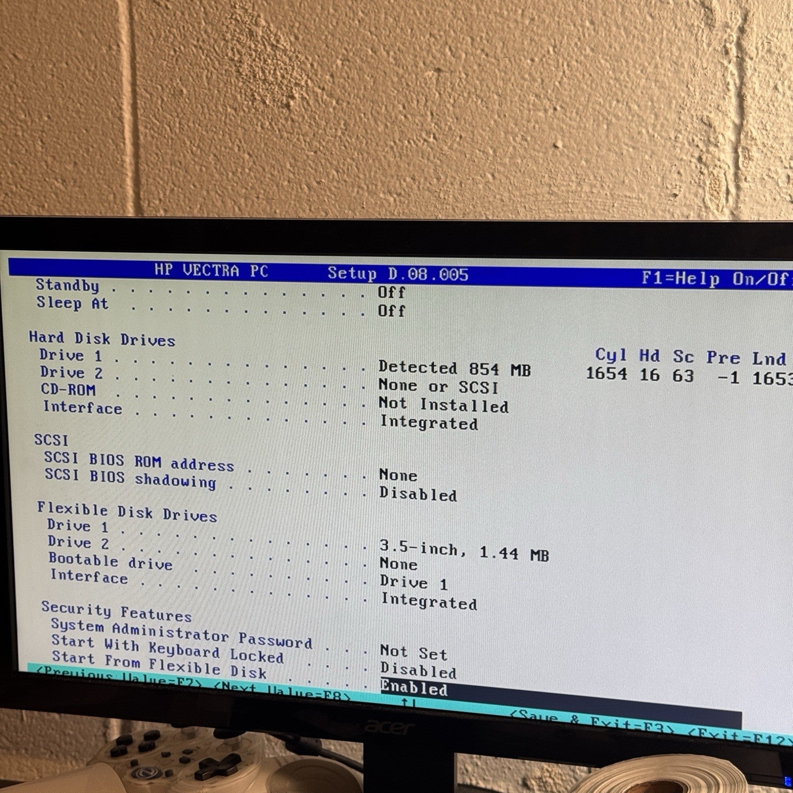 Vintage Vectra VL Series 3 5/75 Windows 3.1 Workgroups