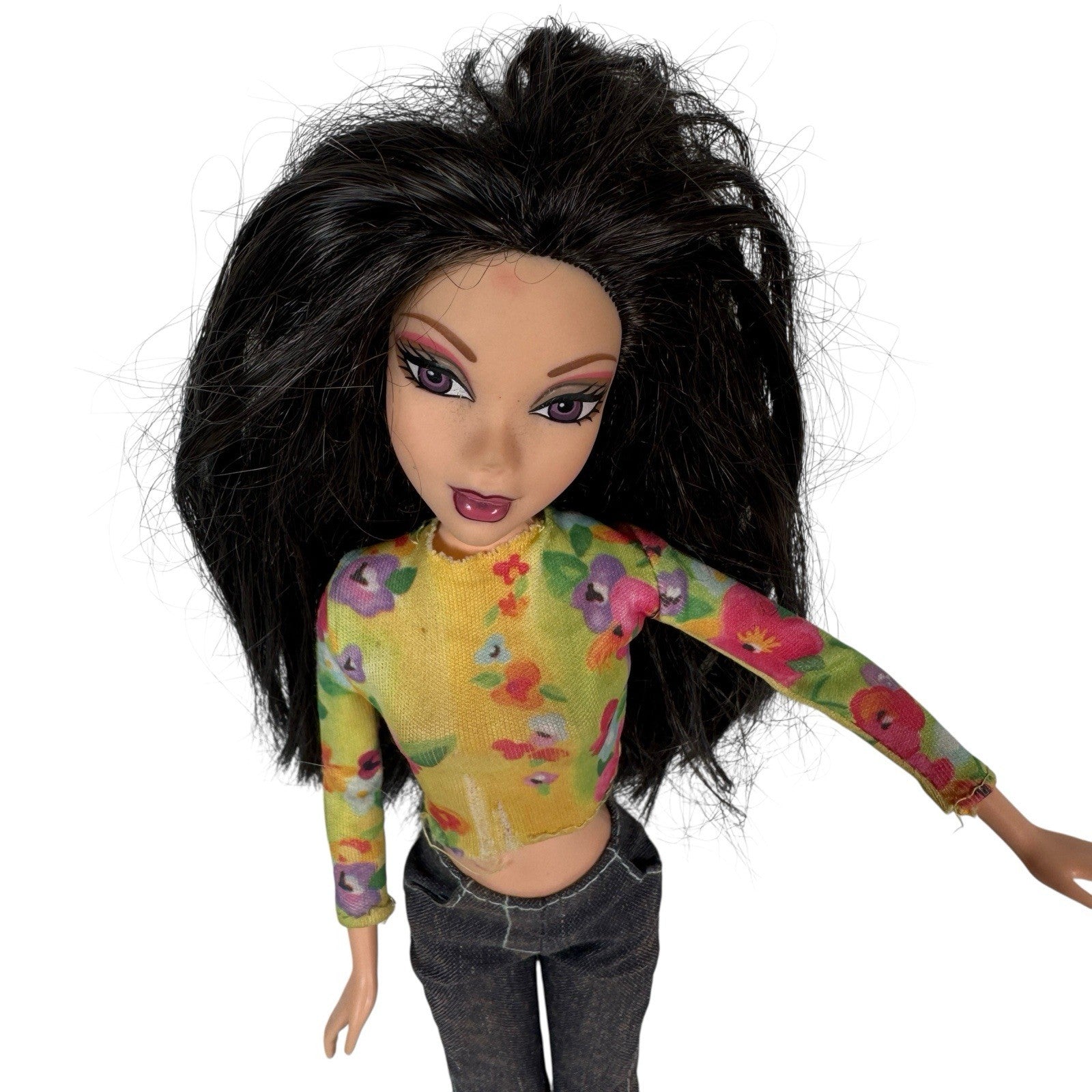 Vintage Y2K Barbie My Scene Nolee Doll w/ Flower Flares