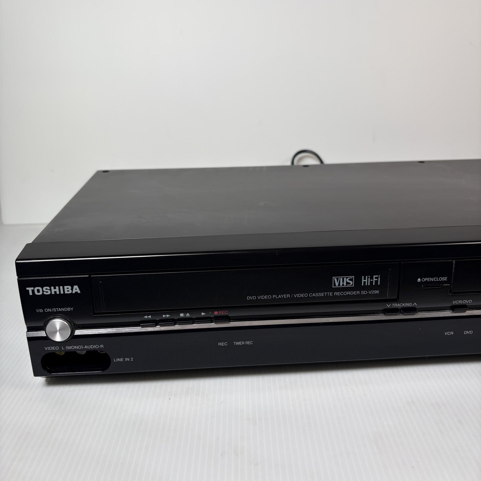 Toshiba SD-V296 DVD/VCR Combo Player Recorder VHS Hi-Fi Digital Cinema