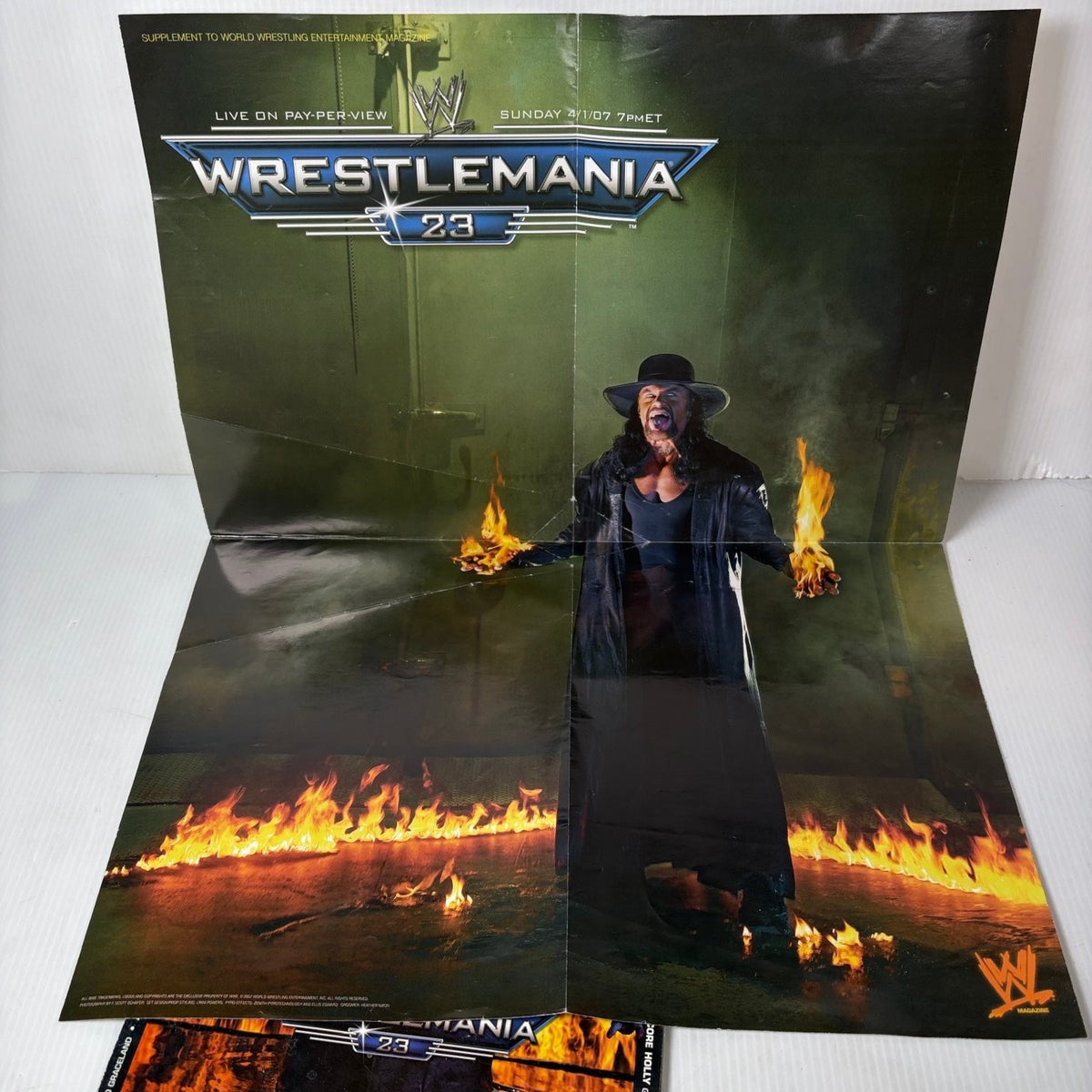 WWE Magazine April 2007 Undertaker WrestleMania 23 Wrestling w/ Poster