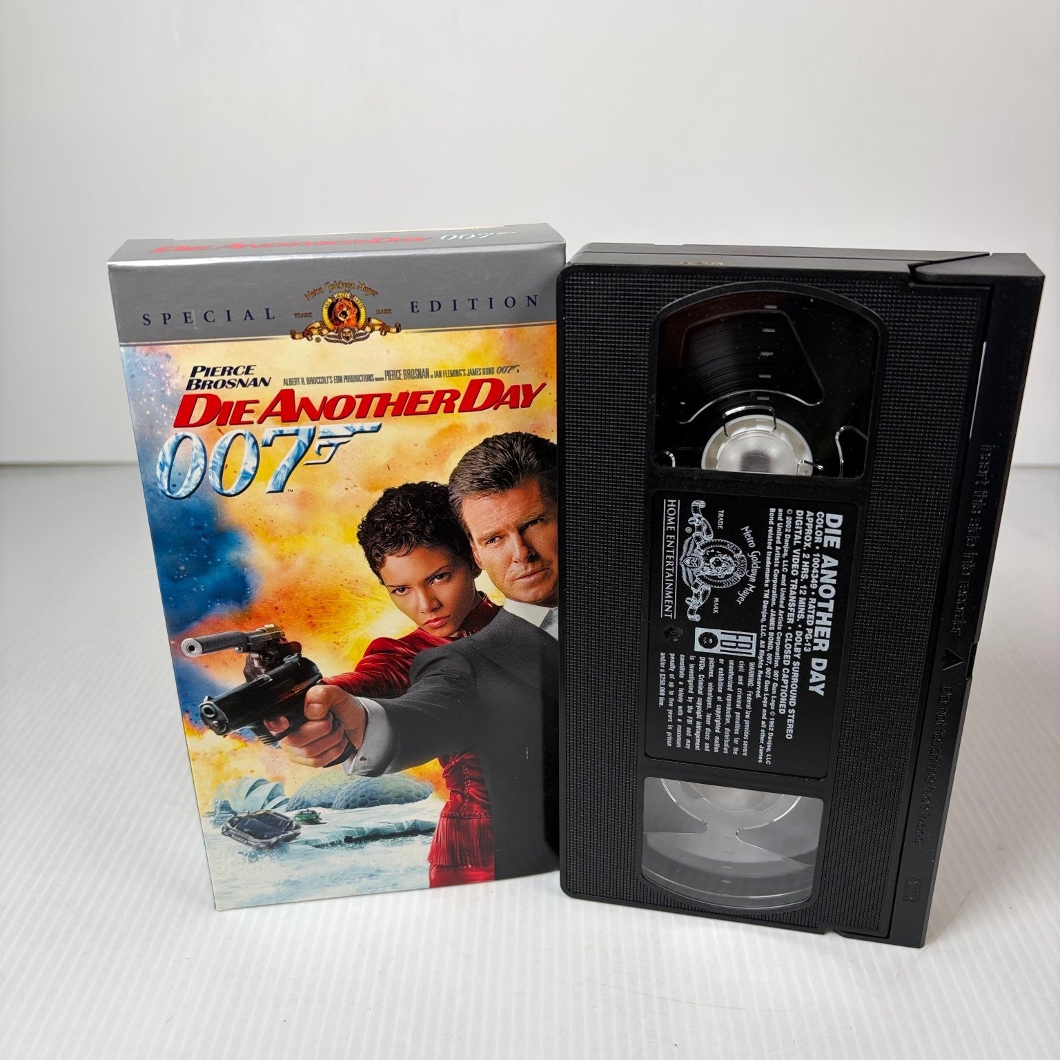 Die Another Day VHS 2002 Action Spy Special Edition MGM Home Entertainment