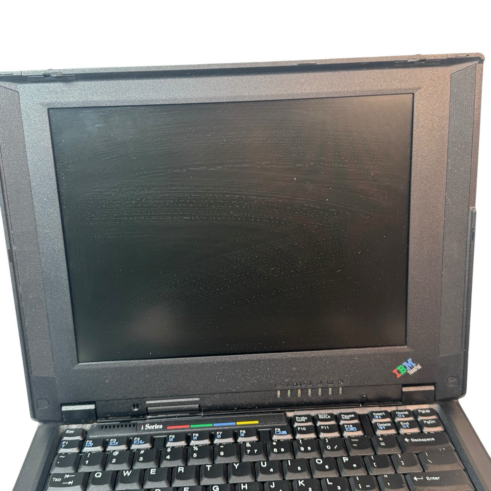 IBM ThinkPad i Series Type 2611 Laptop Powers On Black Screen Needs Battery