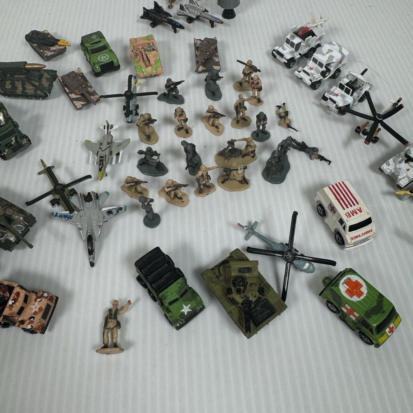 VTG 1990s Lot 50+ Military Micromachines w/ CCCP & US Tanks, Planes, Helicopters