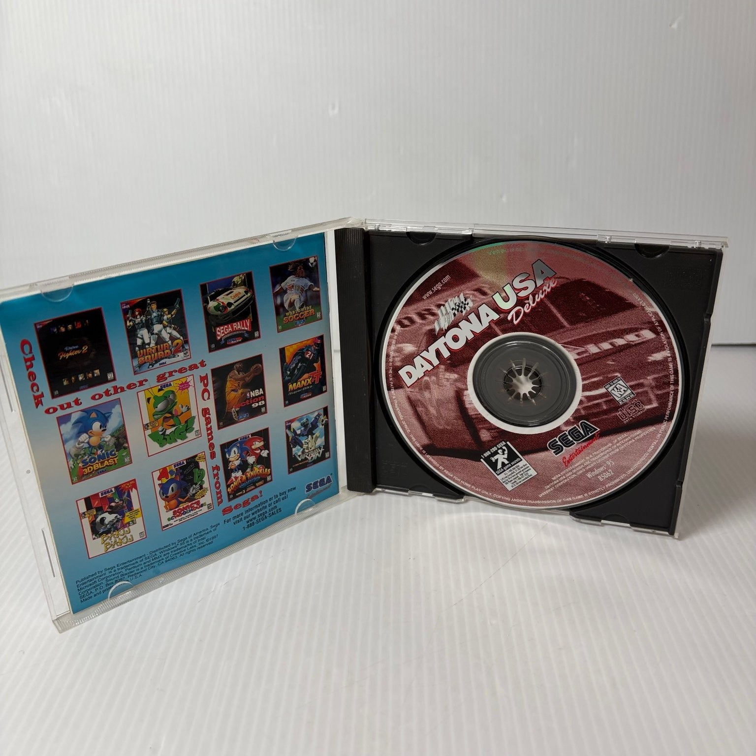 Daytona USA Deluxe PC Windows 95 Video Game SEGA Arcade Racing