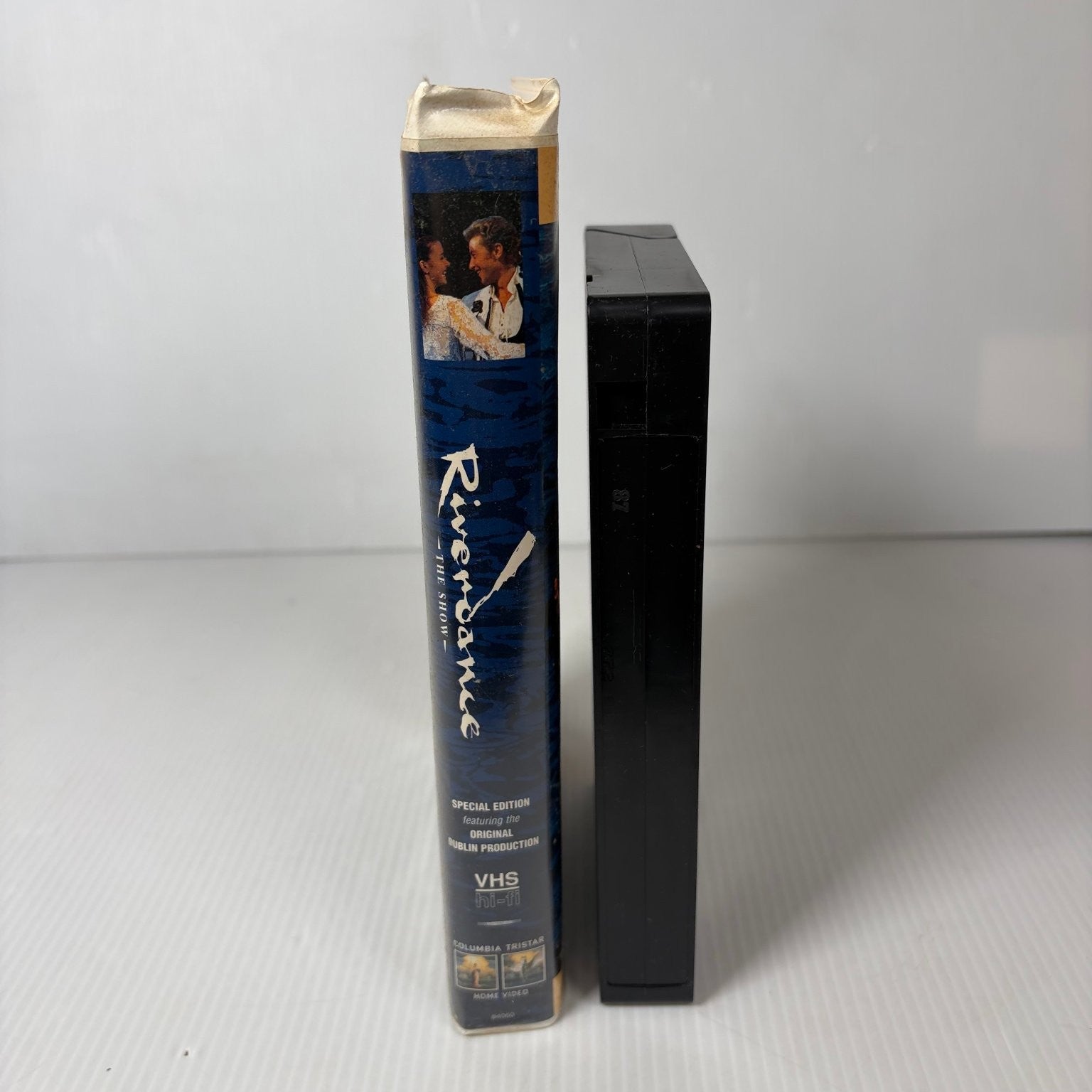 Riverdance The Show VHS 1999 Irish Dance Music Columbia Tristar