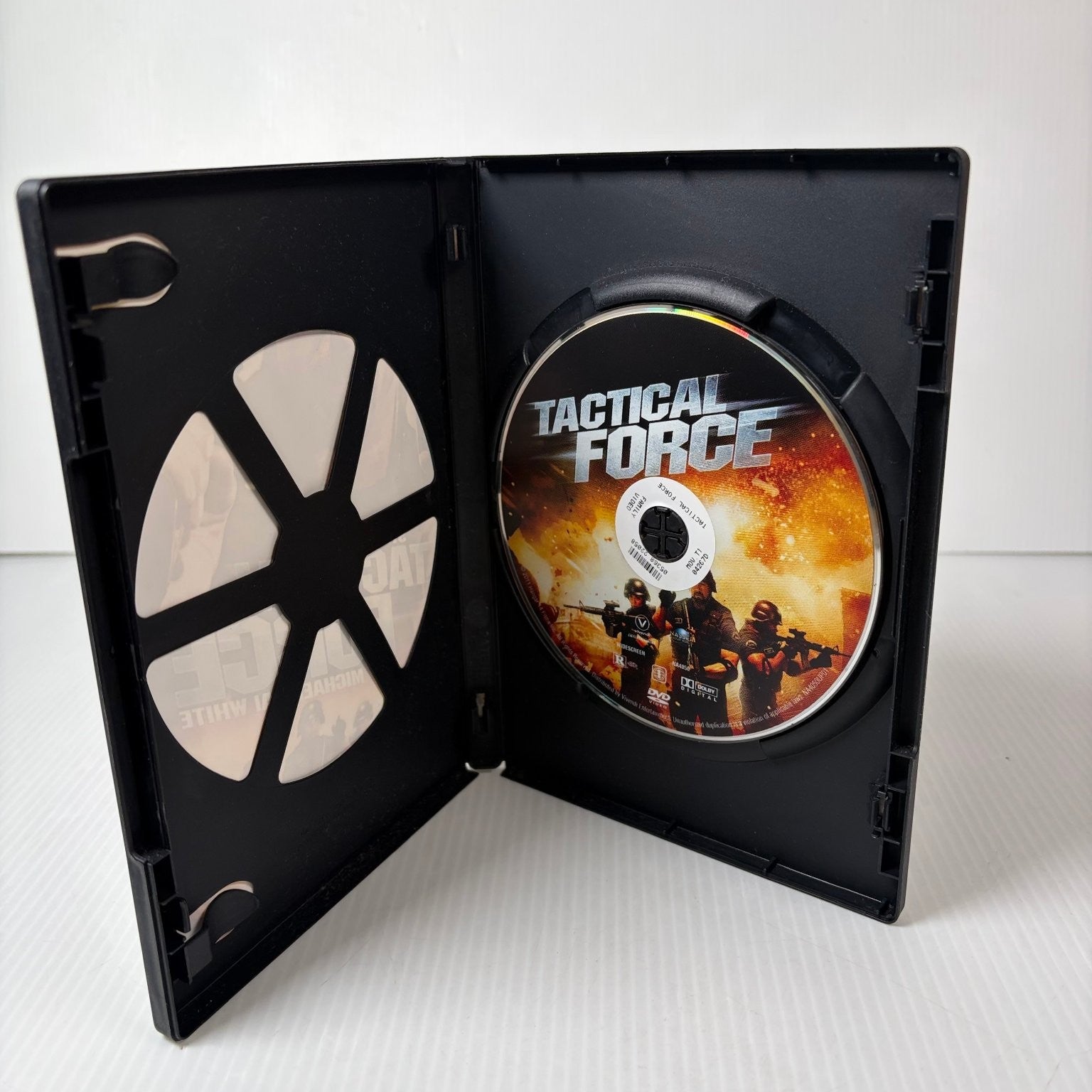 Tactical Force DVD (2011) Steve Austin, Michael Jai White, Special Features
