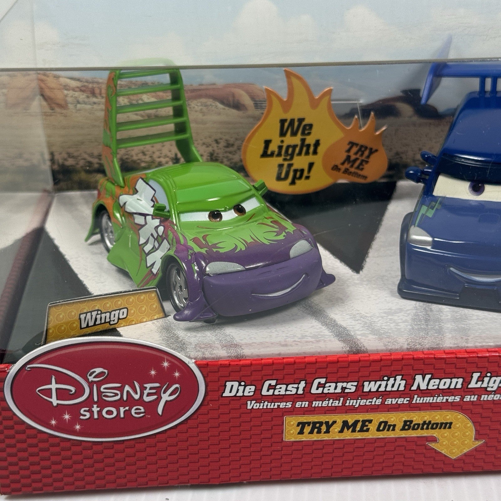 World Of Cars Neon Light Up Diecast Set Wingo & DJ Disney Store EXCLUSIVE Read