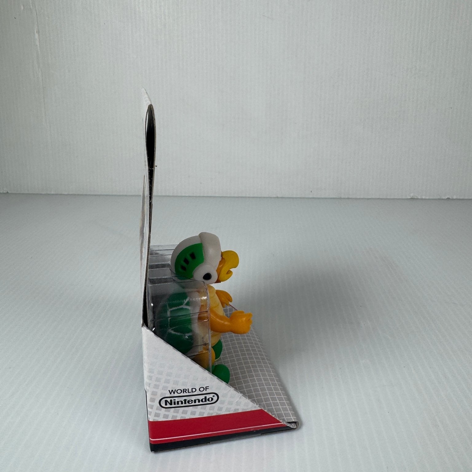 World of Nintendo Hammer Bro  2.5" Super Mario Collectible Figure