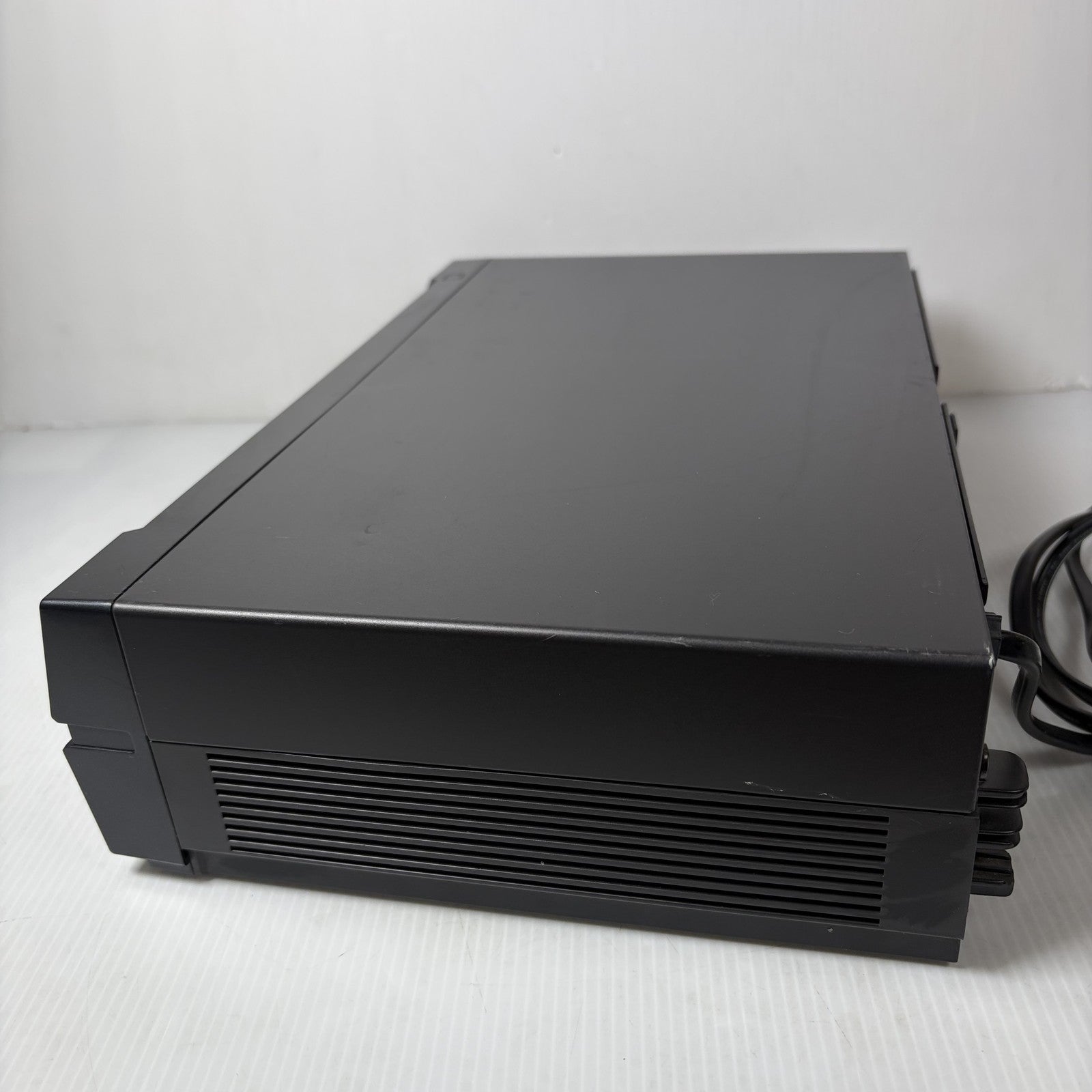Toshiba W-522 4-Head Hi-Fi VHS VCR Video Cassette Recorder Commercial Skip