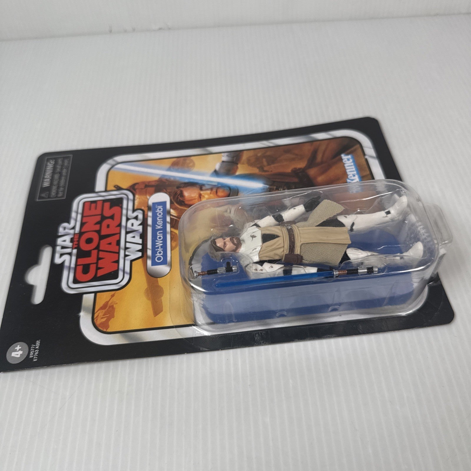 Hasbro Obi-Wan Kenobi 3.75 Inch Action Figure - E9577
