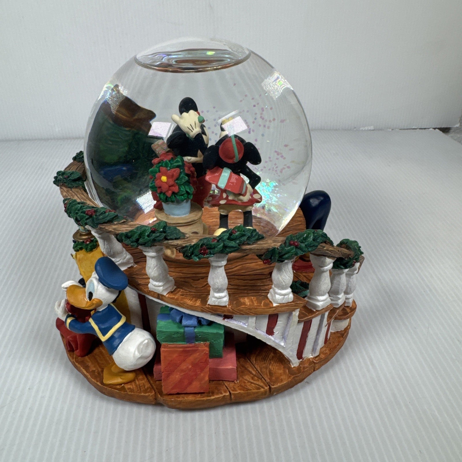 Vintage Rare Disney Mickey and Minnie Goofy "Santa Is Comin To Town” Snow Globe