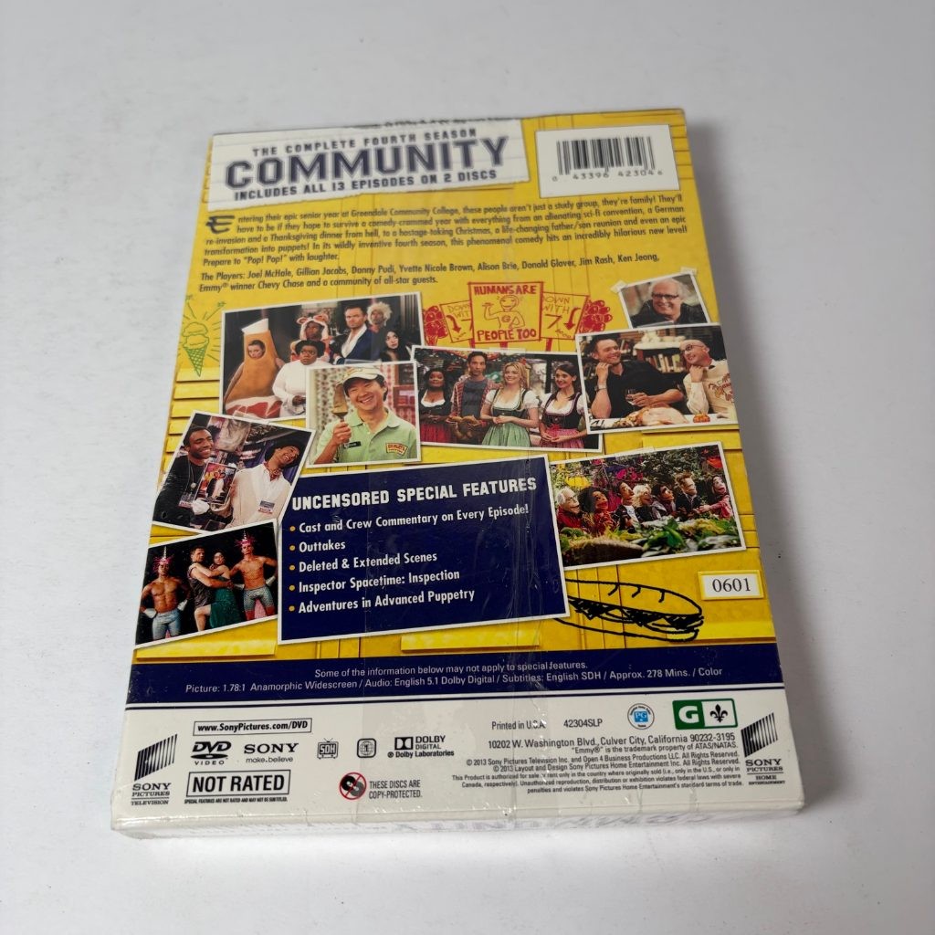 Community The Complete Fourth Season DVD 2-Disc Set Uncensored Special Features