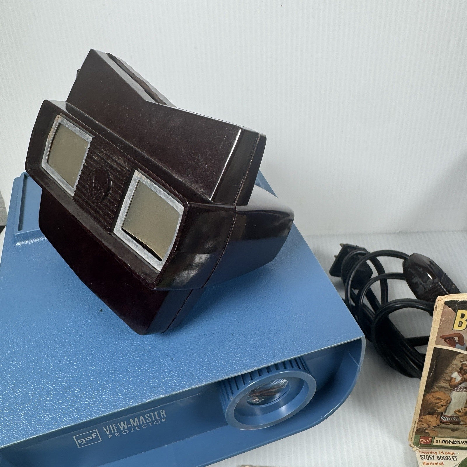 1950s Sawyers View Master & Projector Lot w/ 11 Reels & Bag Star Trek Read Desc
