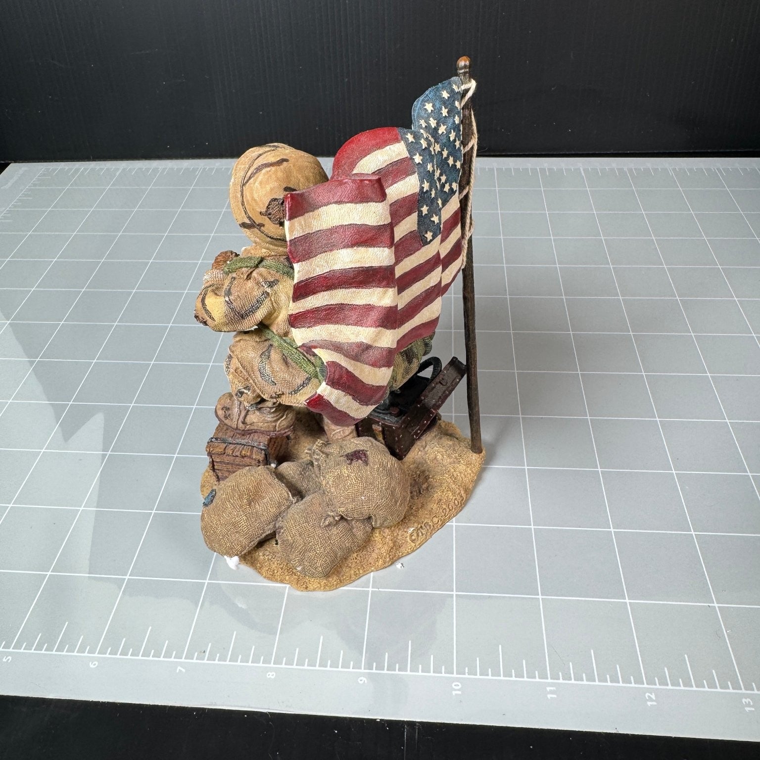 McBruin to Serve With Honor Boyds Bears Soldier Bear Statue w/ Flag Vintage