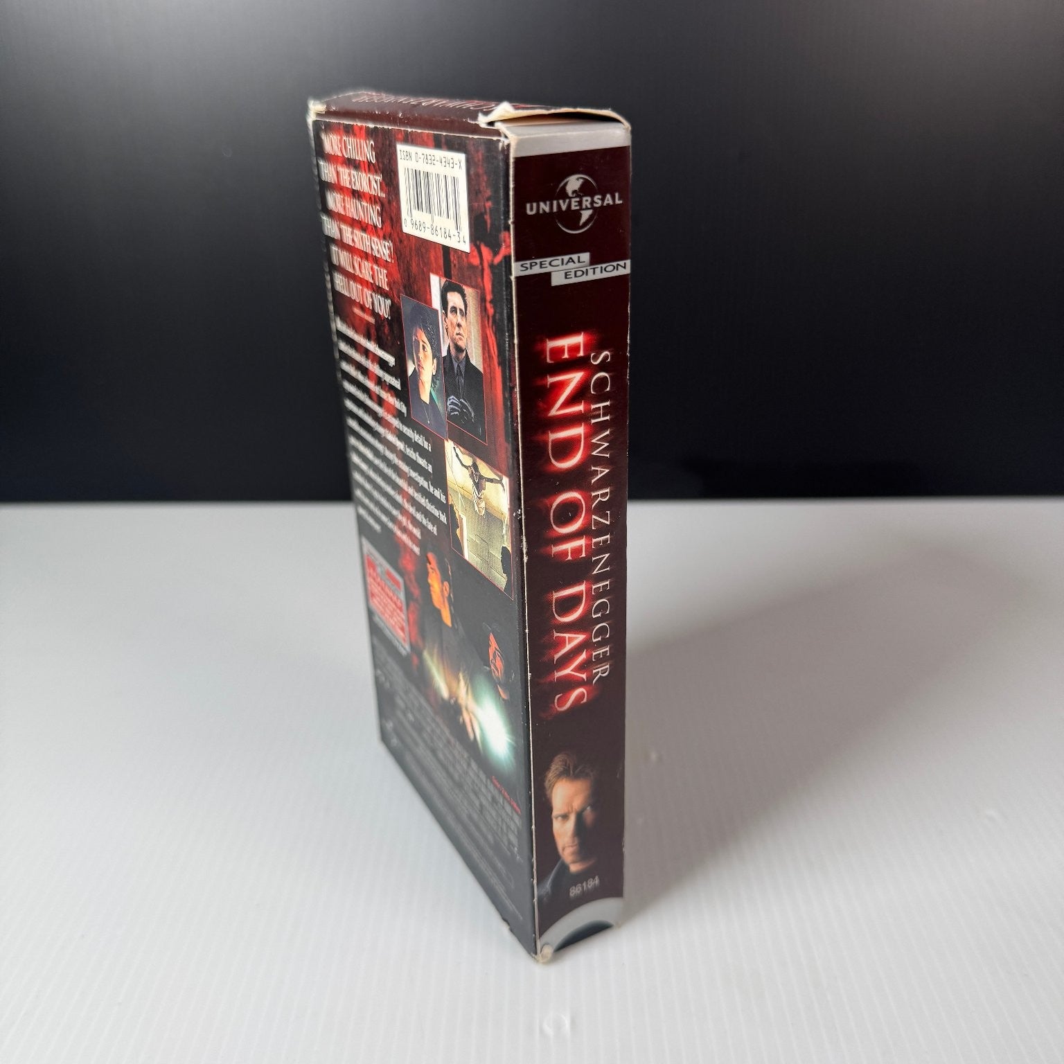 End of Days VHS 1999 Action Horror Special Edition Universal