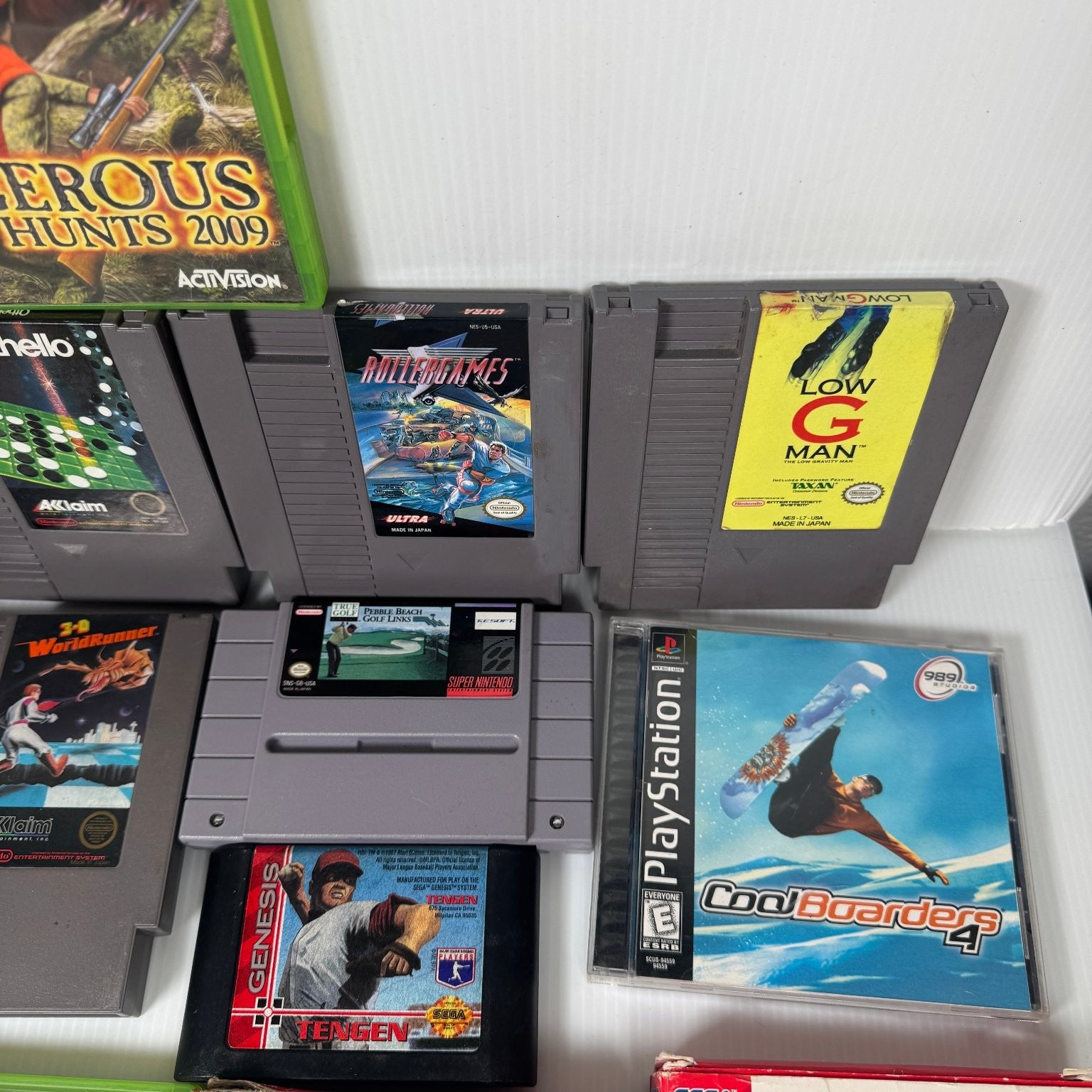Mixed Lot of 20 Retro Games NES, Genesis, Xbox 360 & More Bioshock, Cabela's