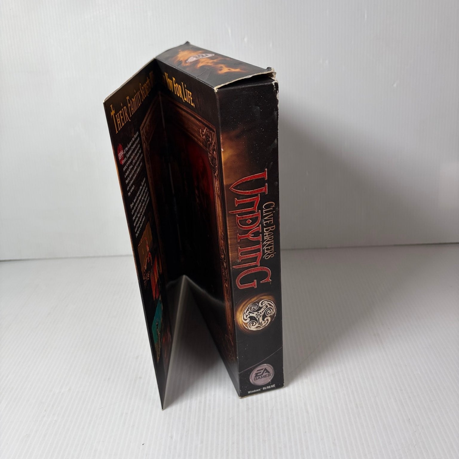 Clive Barker's Undying Big Box PC Horror FPS Video Game Complete