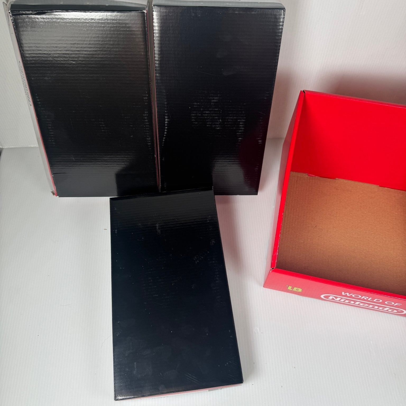 World of Nintendo Lot of 4 Collectible Figure Display Boxes Video Game Store