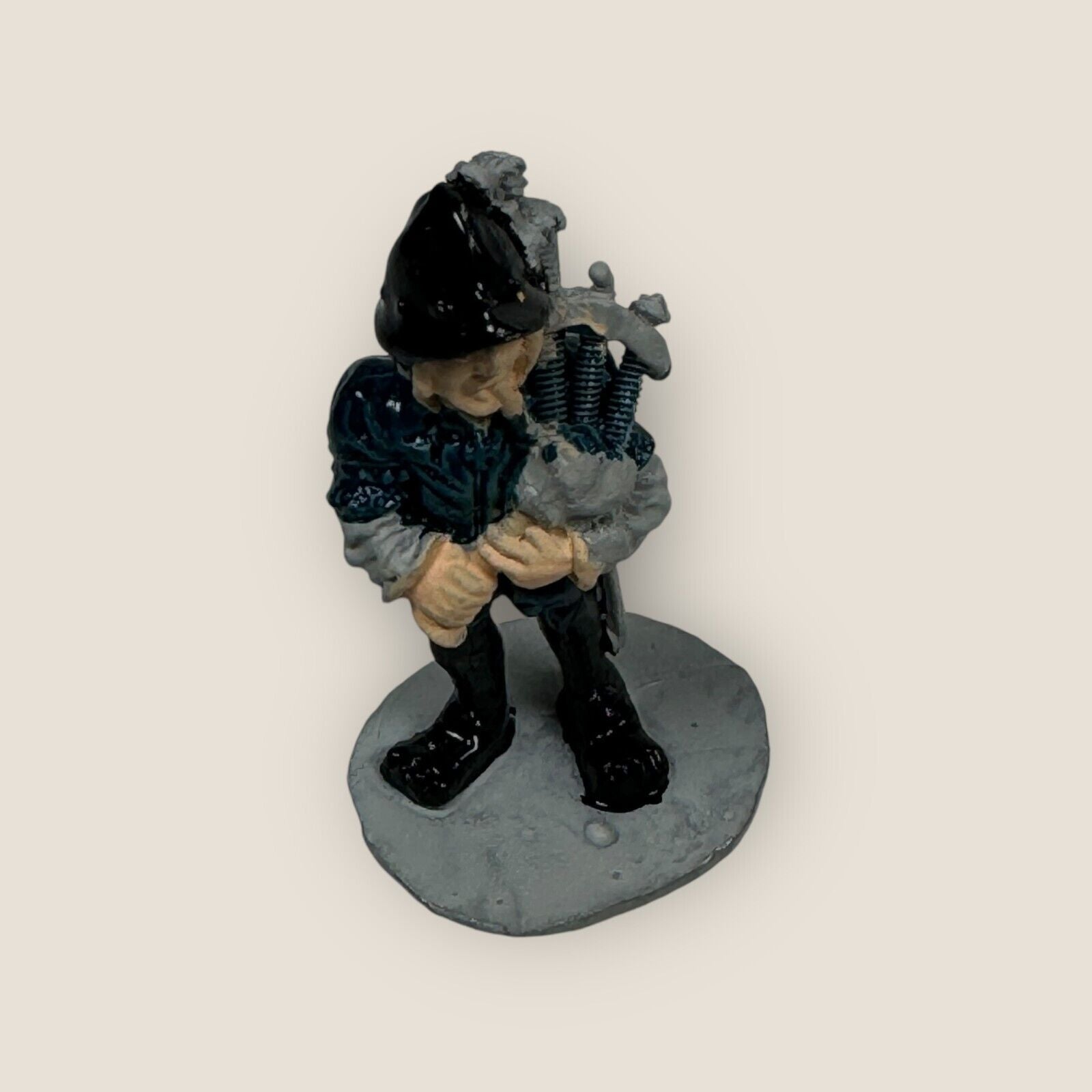 Dungeons & Dragons Lot of 2 Bards 1 Female, 1 Male Lead Miniatures Grenadier