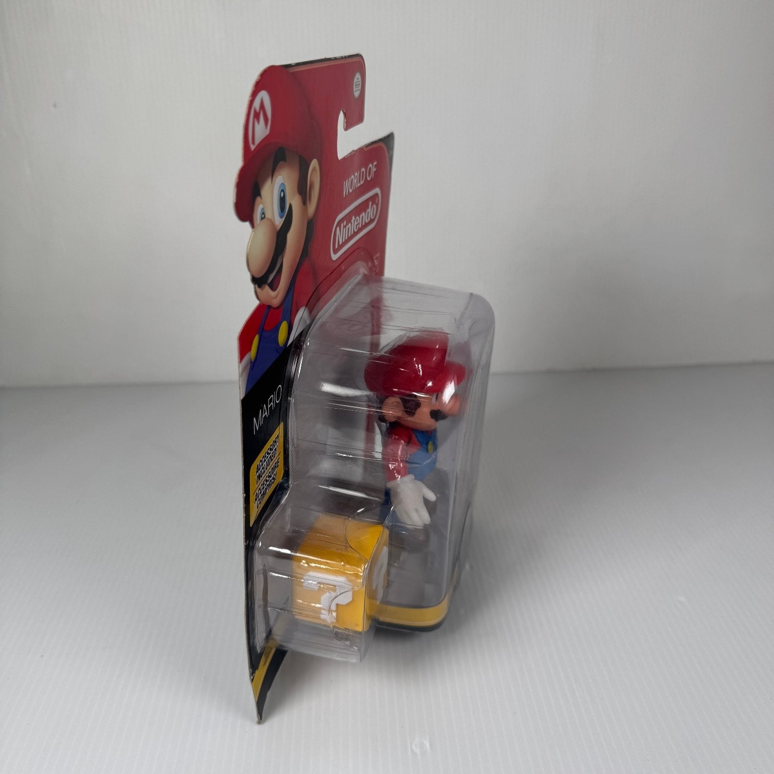 Mario World of Nintendo 4 Inch Figure with Question Block Jakks Pacific