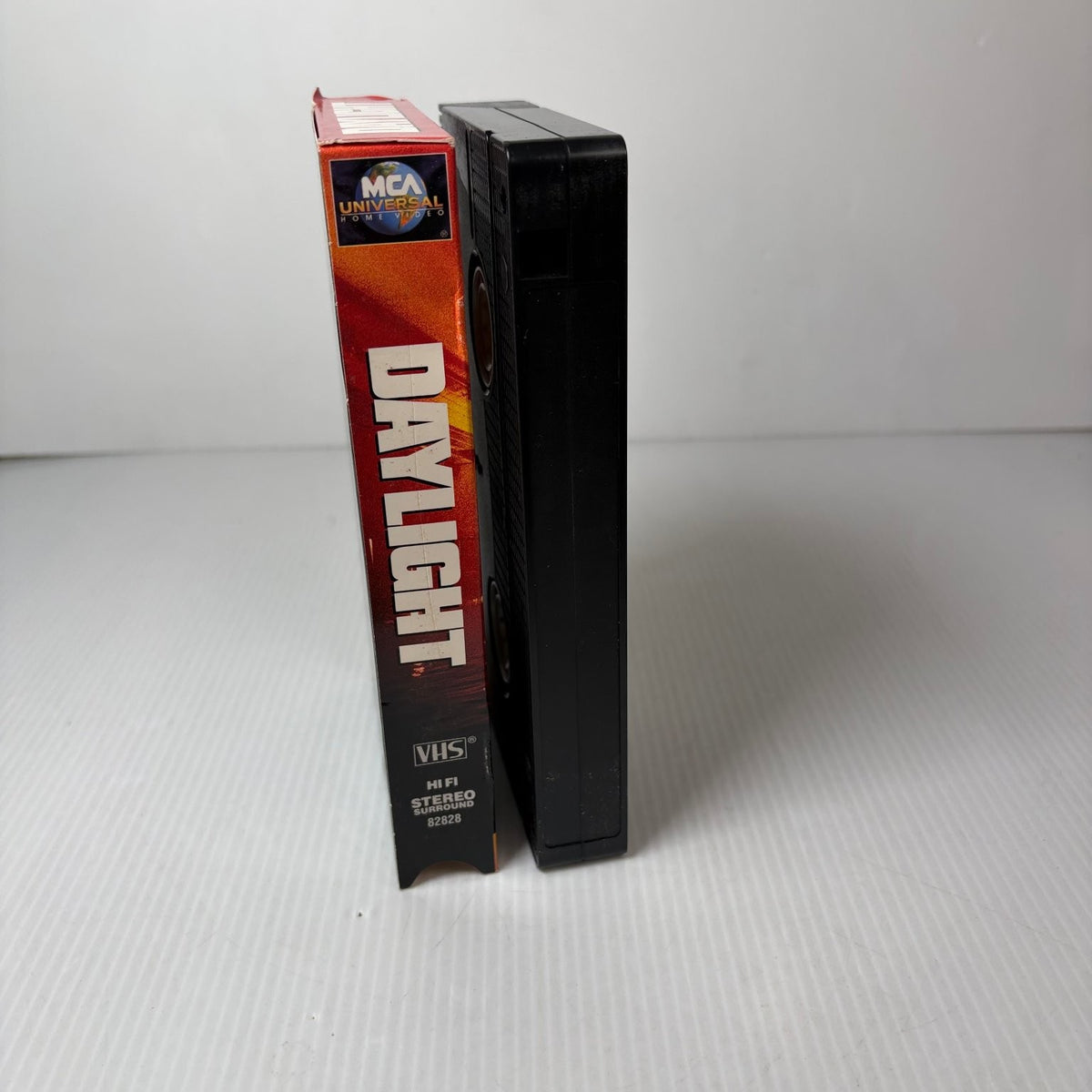 Daylight VHS 1998 Action Thriller Sylvester Stallone MCA Universal