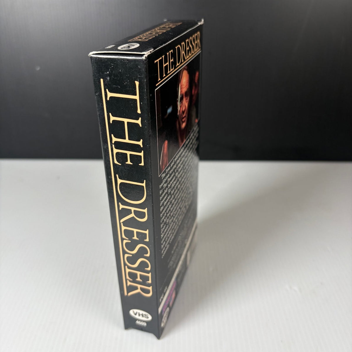 The Dresser VHS 1983 Drama Backstage Suspense GoodTimes Home Video